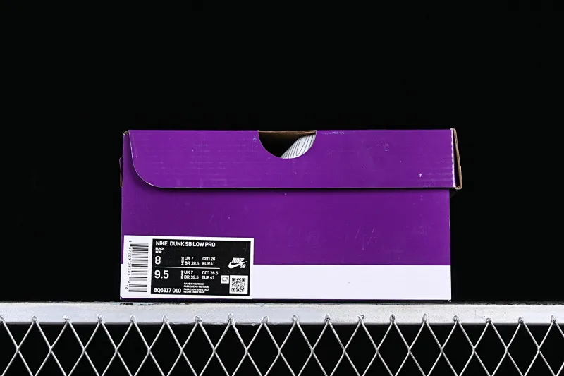 All categories Nk SB Dunk Series Nk SB Dunk Low Low-top sneakers N version Nk SB Dunk Low Raw rubber black and gray SB Dunk Series low-top casual sports skateboard shoes BQ6817-010